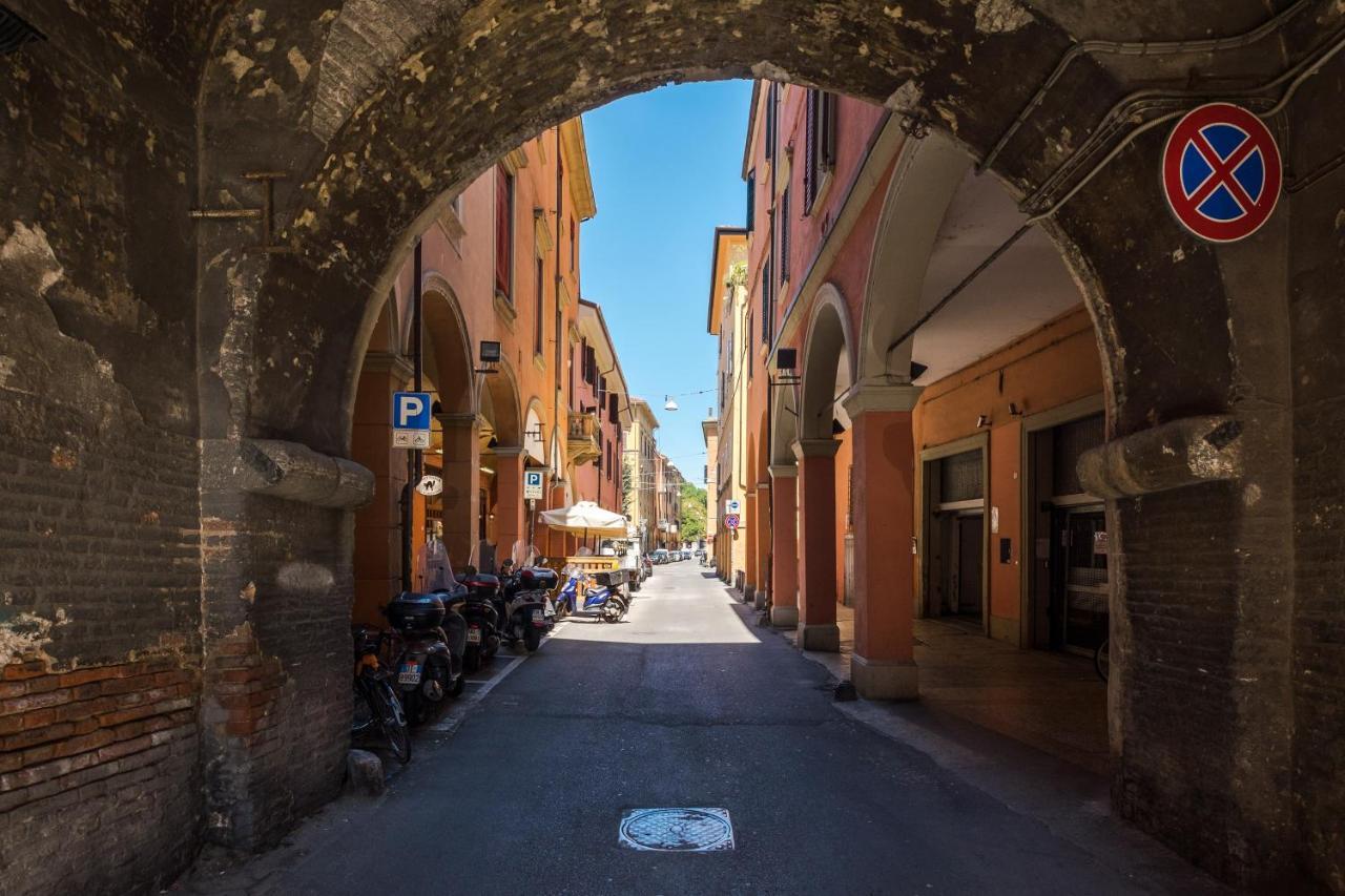 A Pochi Passi Dalla Finestrella Di Via Piella By Wonderful Italy Bolonha Exterior foto